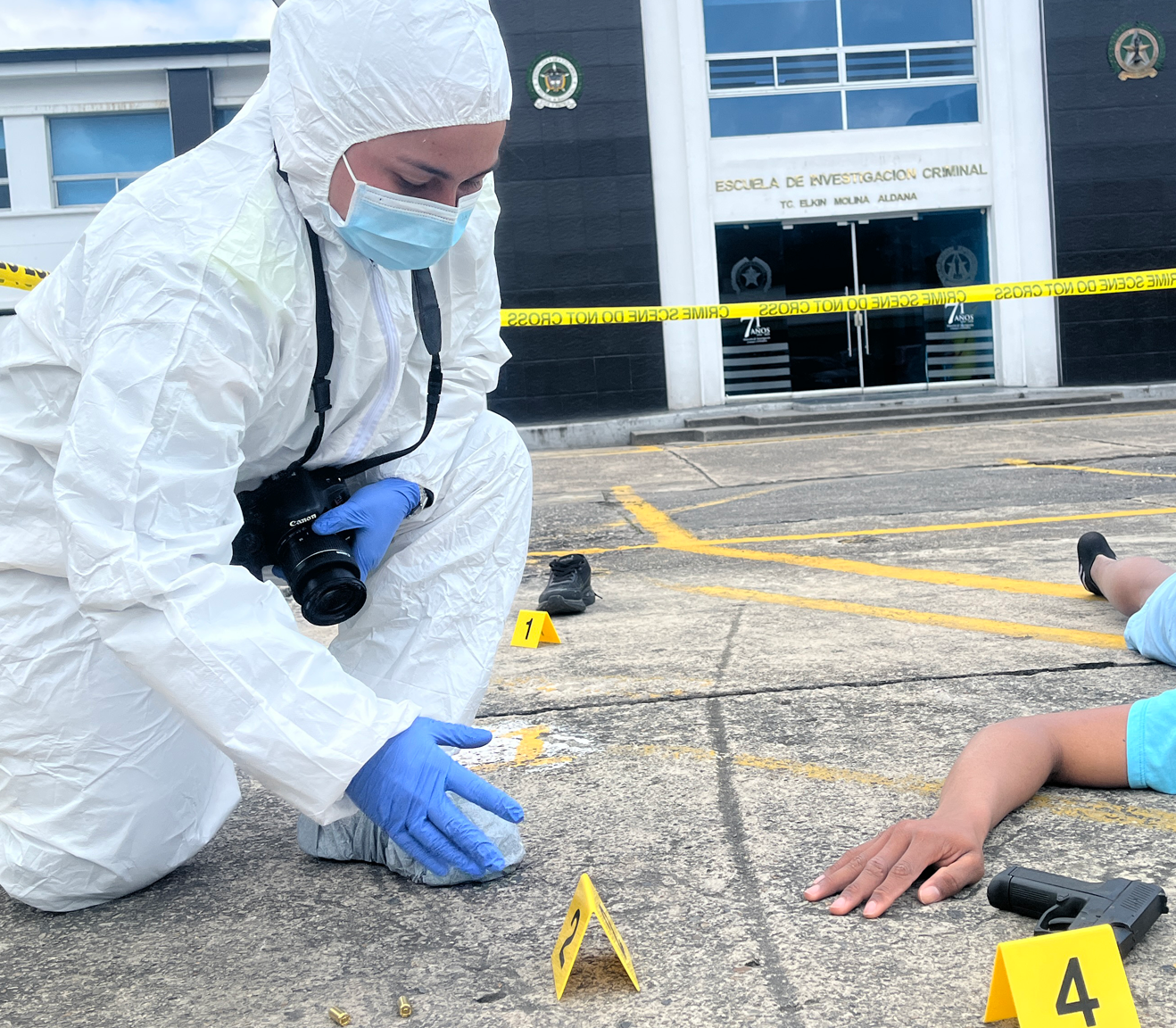Técnica Profesional en Fotografía e Imagen Forense