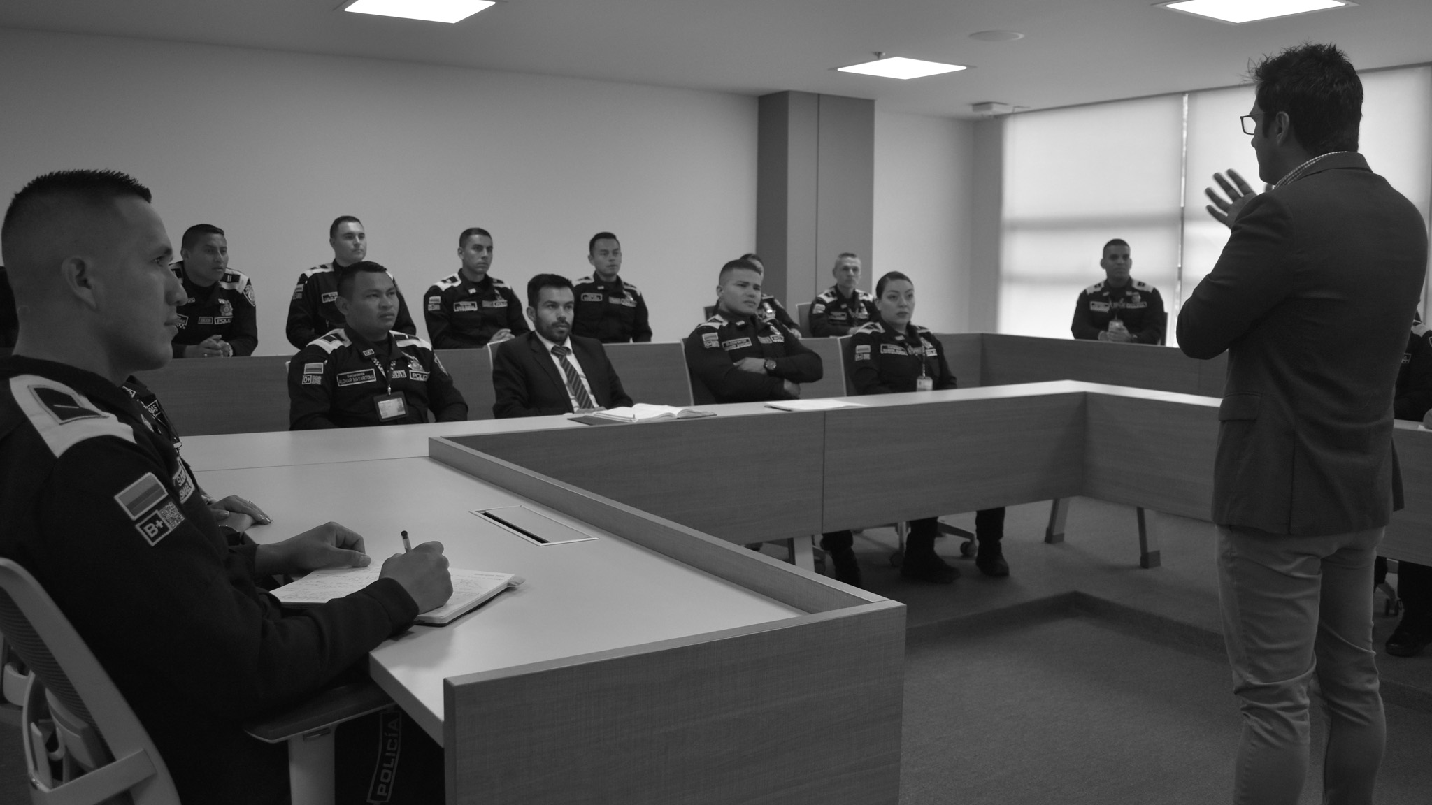 Formación académica y desarrollo profesional